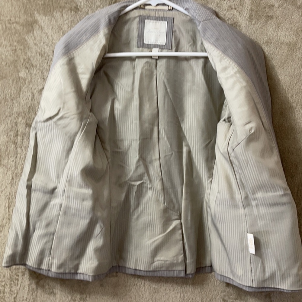 Blazer - Picture 3 of 6